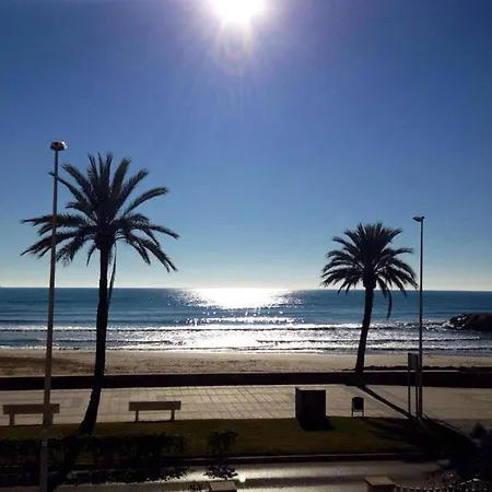Primera Linea De Mar, Apartamento Cunit